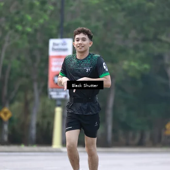Runner Photo 8253013