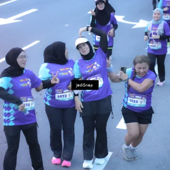 Runner Photo 8253067