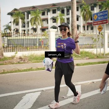 Runner Photo 8253080