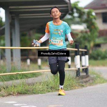 Runner Photo 8253115