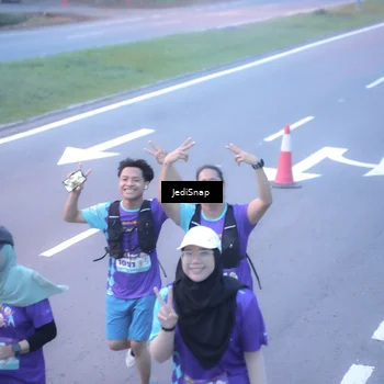 Runner Photo 8253176