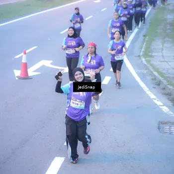 Runner Photo 8253199