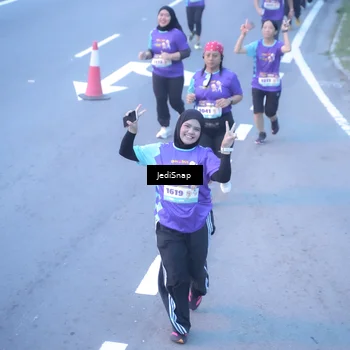 Runner Photo 8253217