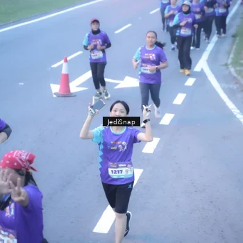 Runner Photo 8253261