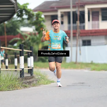 Runner Photo 8253272