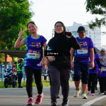 Runner Photo 8253295