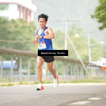 Runner Photo 8253301