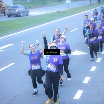 Runner Photo 8253397