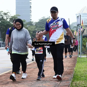 Runner Photo 8253413