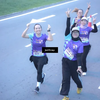 Runner Photo 8253438