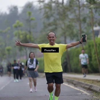 Runner Photo 8253447