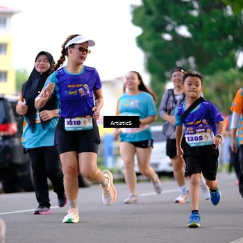 Runner Photo 8253449