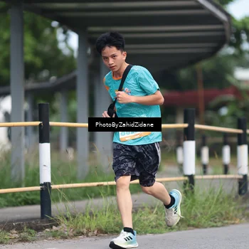 Runner Photo 8253475