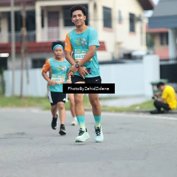 Runner Photo 8253558