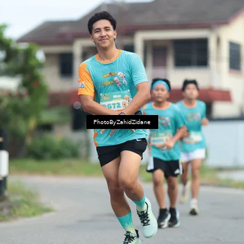 Runner Photo 8253560
