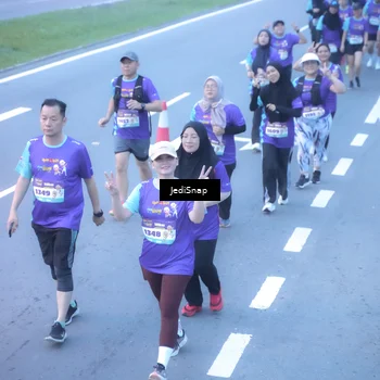 Runner Photo 8253574