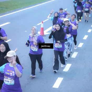 Runner Photo 8253588
