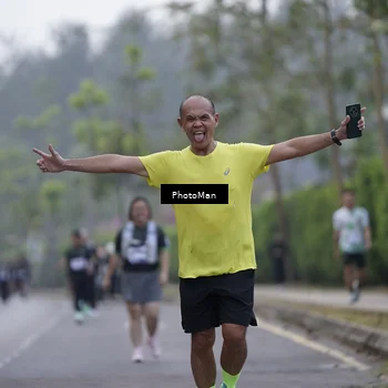 Runner Photo 8253594
