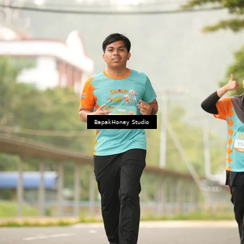 Runner Photo 8253649