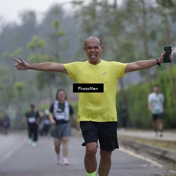 Runner Photo 8253708
