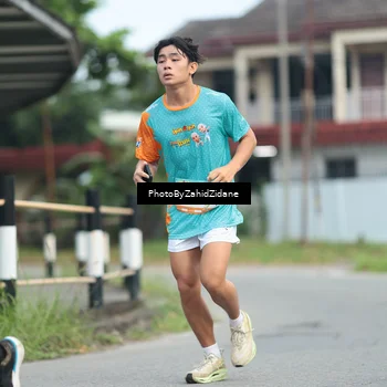 Runner Photo 8253740