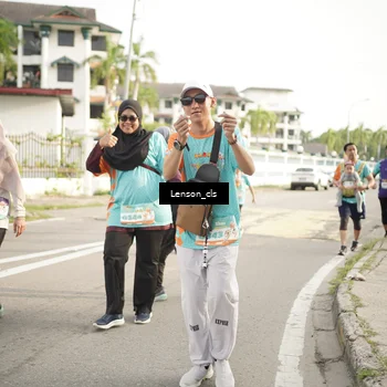 Runner Photo 8253759