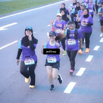 Runner Photo 8253761