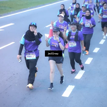 Runner Photo 8253780