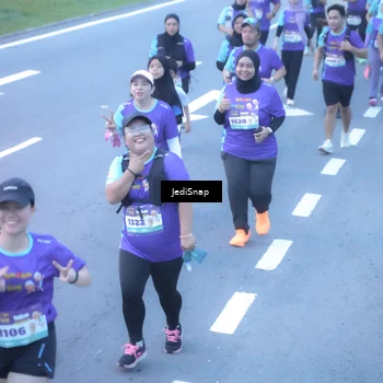Runner Photo 8253792