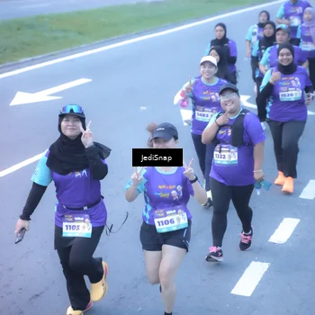 Runner Photo 8253802