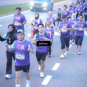 Runner Photo 8253920