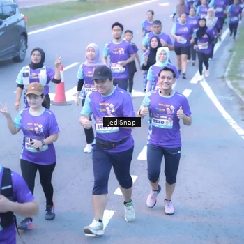 Runner Photo 8253965
