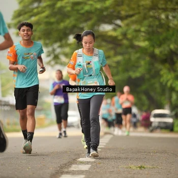 Runner Photo 8253993