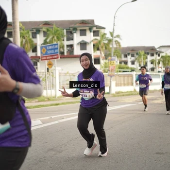 Runner Photo 8254006
