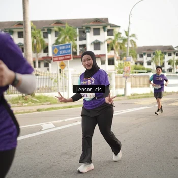 Runner Photo 8254008