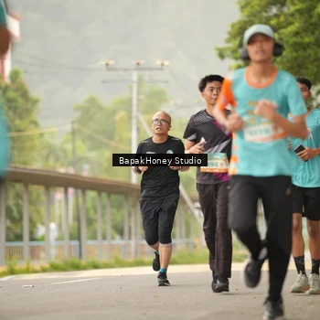 Runner Photo 8254011