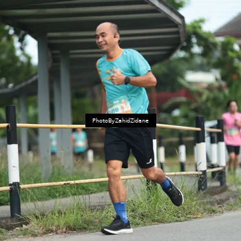 Runner Photo 8254015