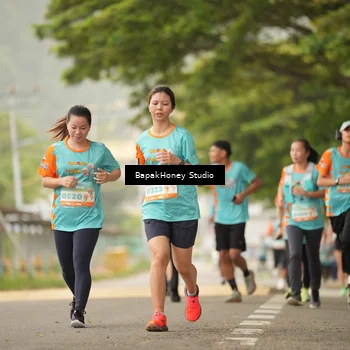 Runner Photo 8254051
