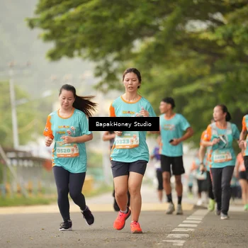 Runner Photo 8254059