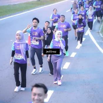 Runner Photo 8254062