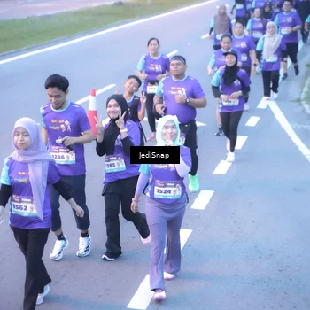 Runner Photo 8254079