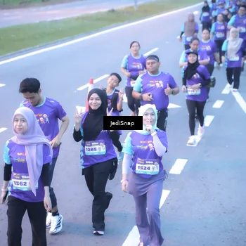 Runner Photo 8254088