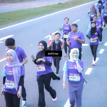 Runner Photo 8254118