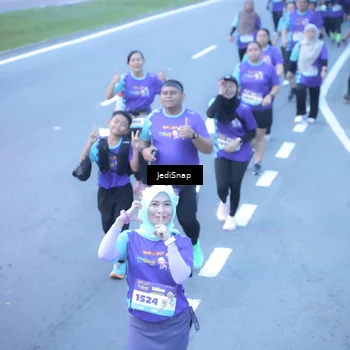Runner Photo 8254121
