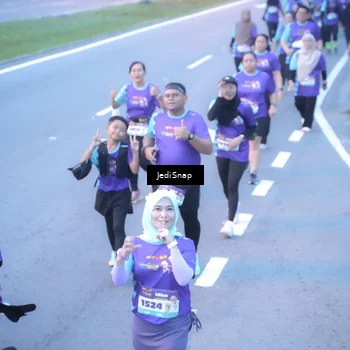 Runner Photo 8254131