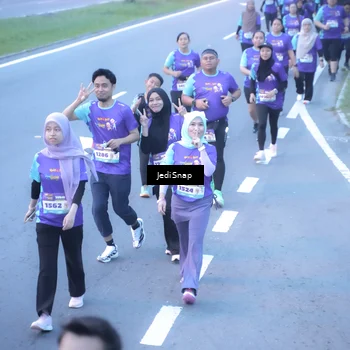 Runner Photo 8254142