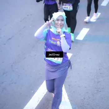 Runner Photo 8254163
