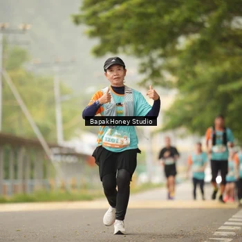 Runner Photo 8254200