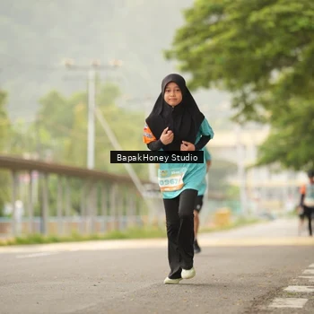 Runner Photo 8254285