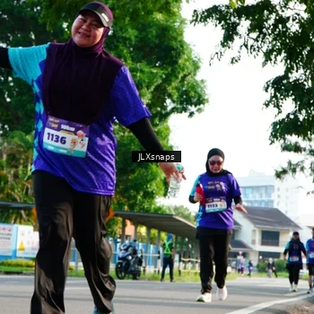 Runner Photo 8254303